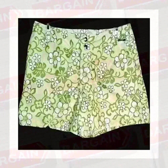 CHICO'S Vintage Casual Woman's TROPICAL Lightweight GREEN FLORAL Shorts size 11 - Picture 2 of 5